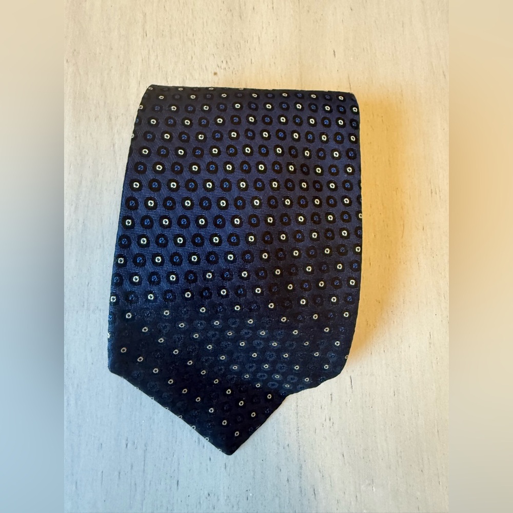 Vintage Hugo Boss Navy Blue Silk Dot Neck Tie (Made in Italy)